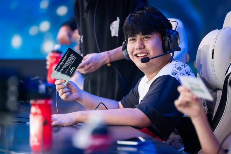 在实现经济 在实现经济