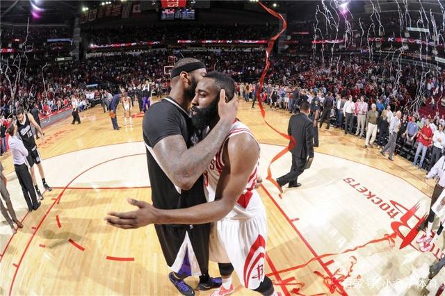 至少预留4 至少预留4