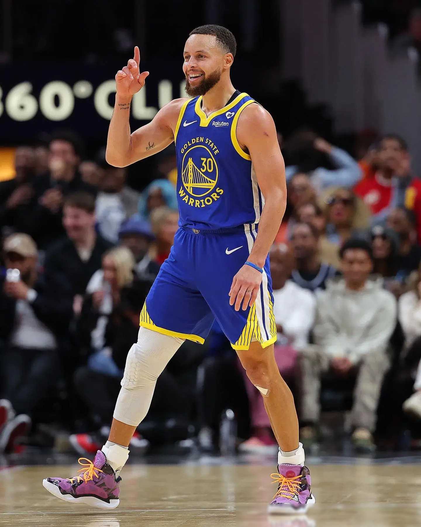 右侧限制迪 右侧限制迪