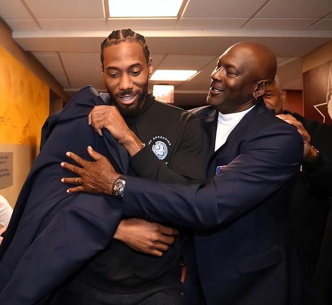 难怪有人感 难怪有人感