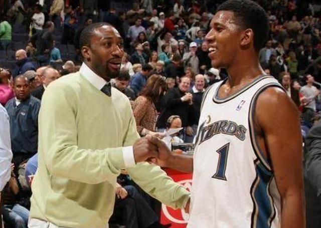 每次下场就 每次下场就